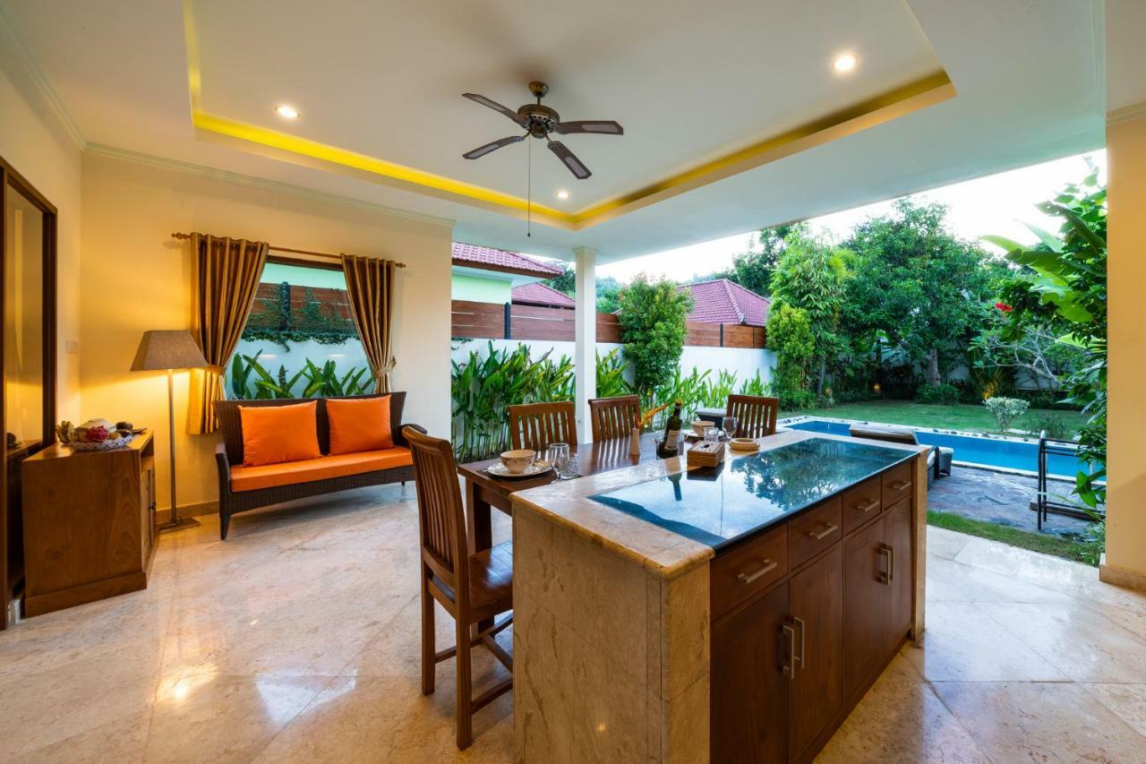 Villa Olivia Jimbaran Exterior foto