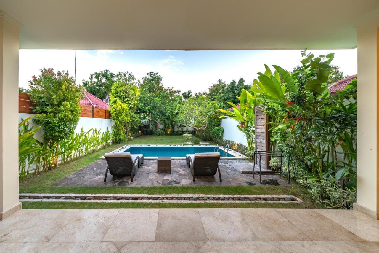 Villa Olivia Jimbaran Exterior foto